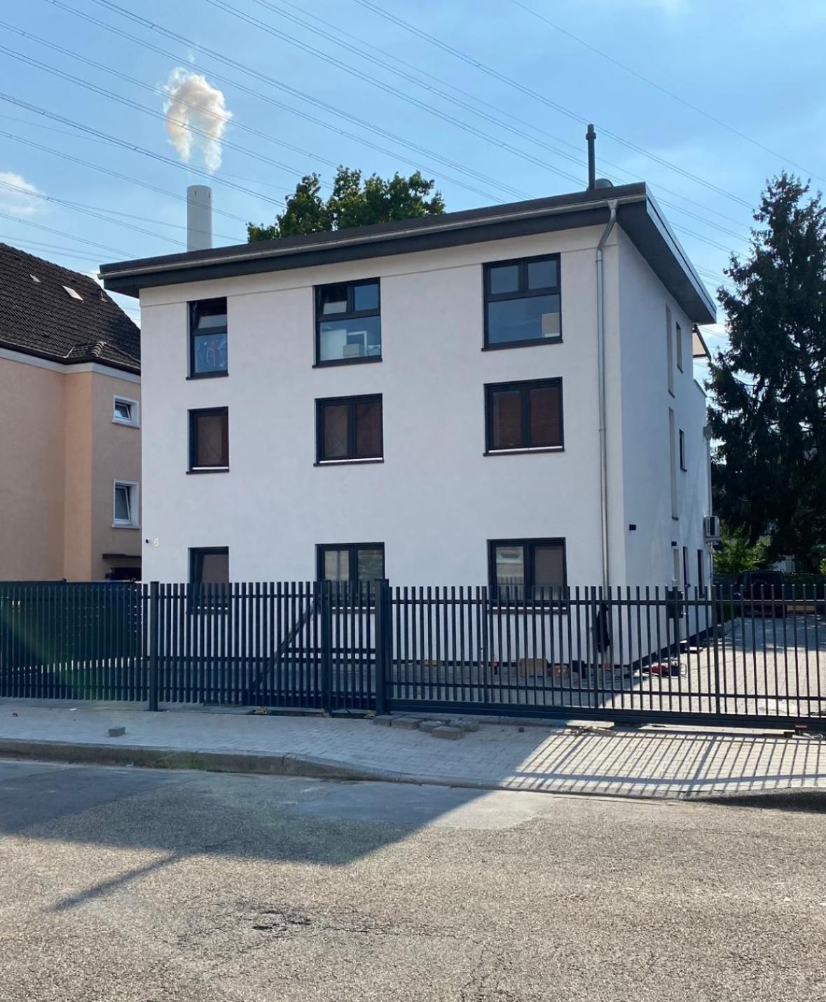Apartment 2 Zkb In Kueche - Parken - Grosser Tv *